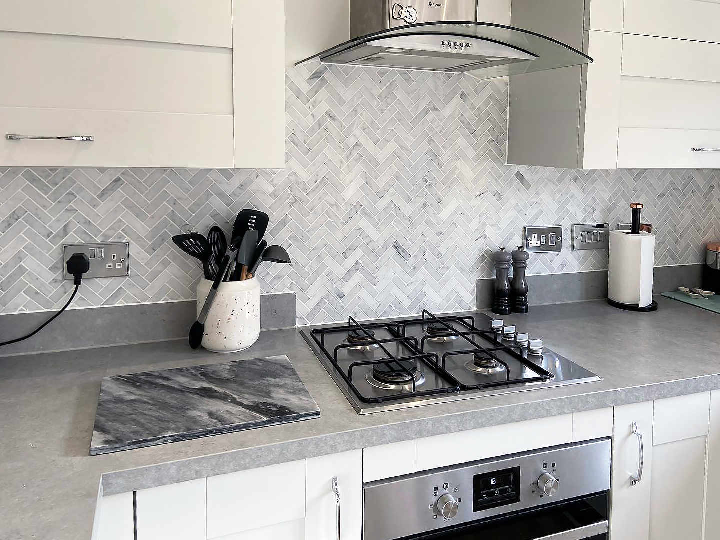 Herringbone Marble Tiles as Kitchen Splashback2