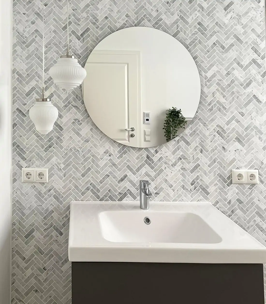 Herringbone Marble Tiles Bathroom Niche Wall Floor White Mosaic